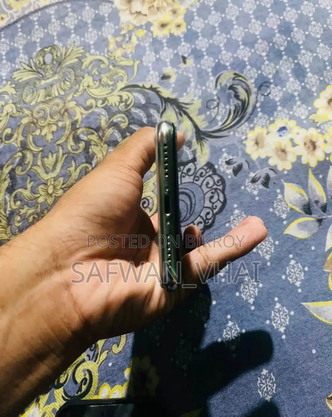 অ্যাপল আইফোন এক্স ৬৪ জিবি হোয়াইট
