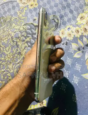 অ্যাপল আইফোন এক্স ৬৪ জিবি হোয়াইট