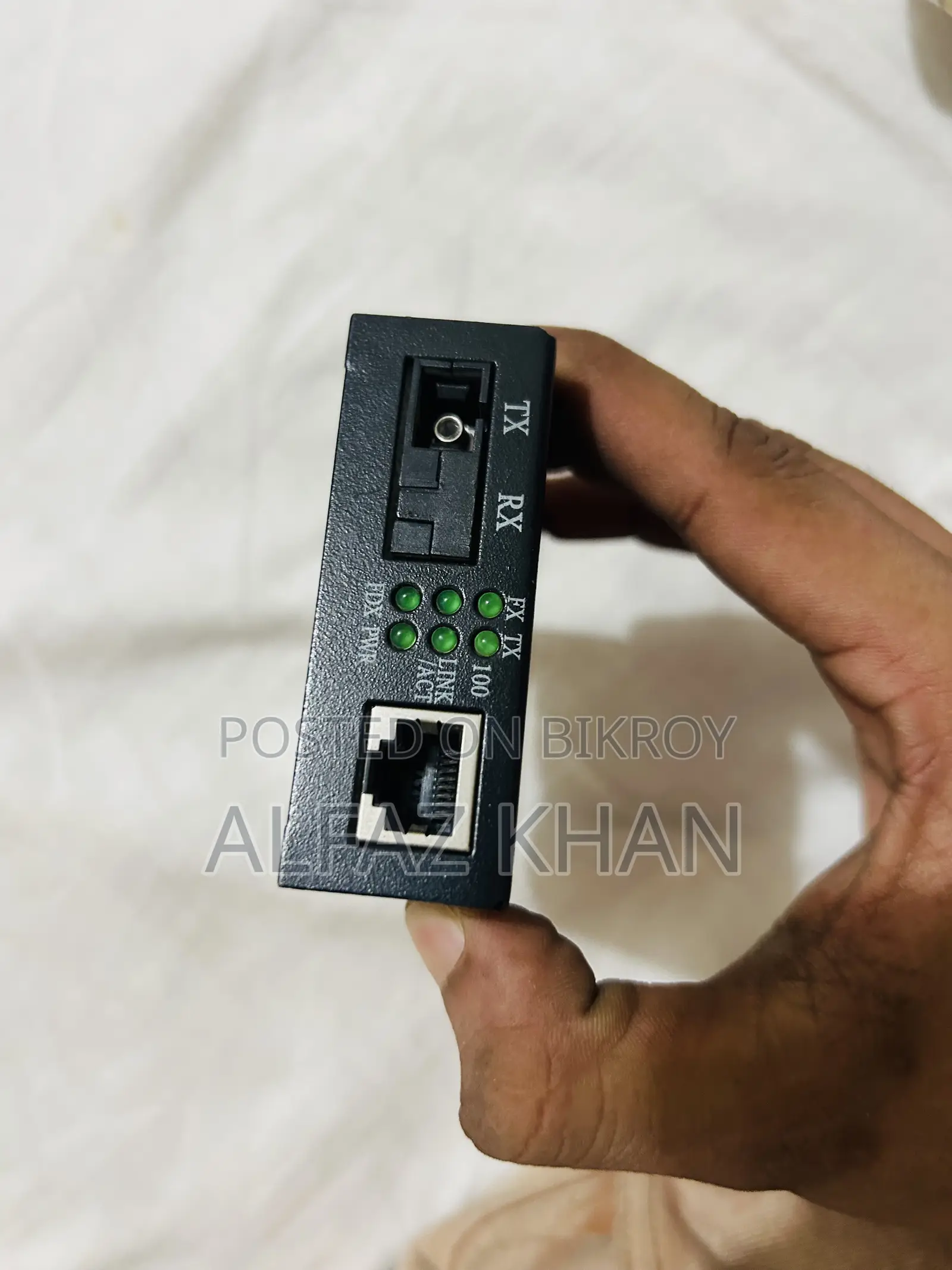 ডি-লিংক গিগাবিট মিডিয়া কনভার্টার ১০/১০০/১০০০ এমবিপিএস