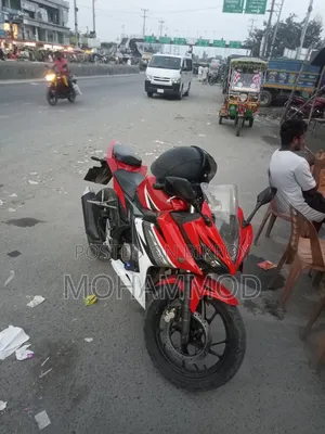 Honda CBR 2016 Red