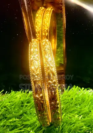 21 K Gold Bronze Bangles