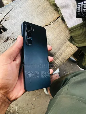 নতুন ইনফিনিক্স হট ৬০আই ২৫৬ জিবি কালো