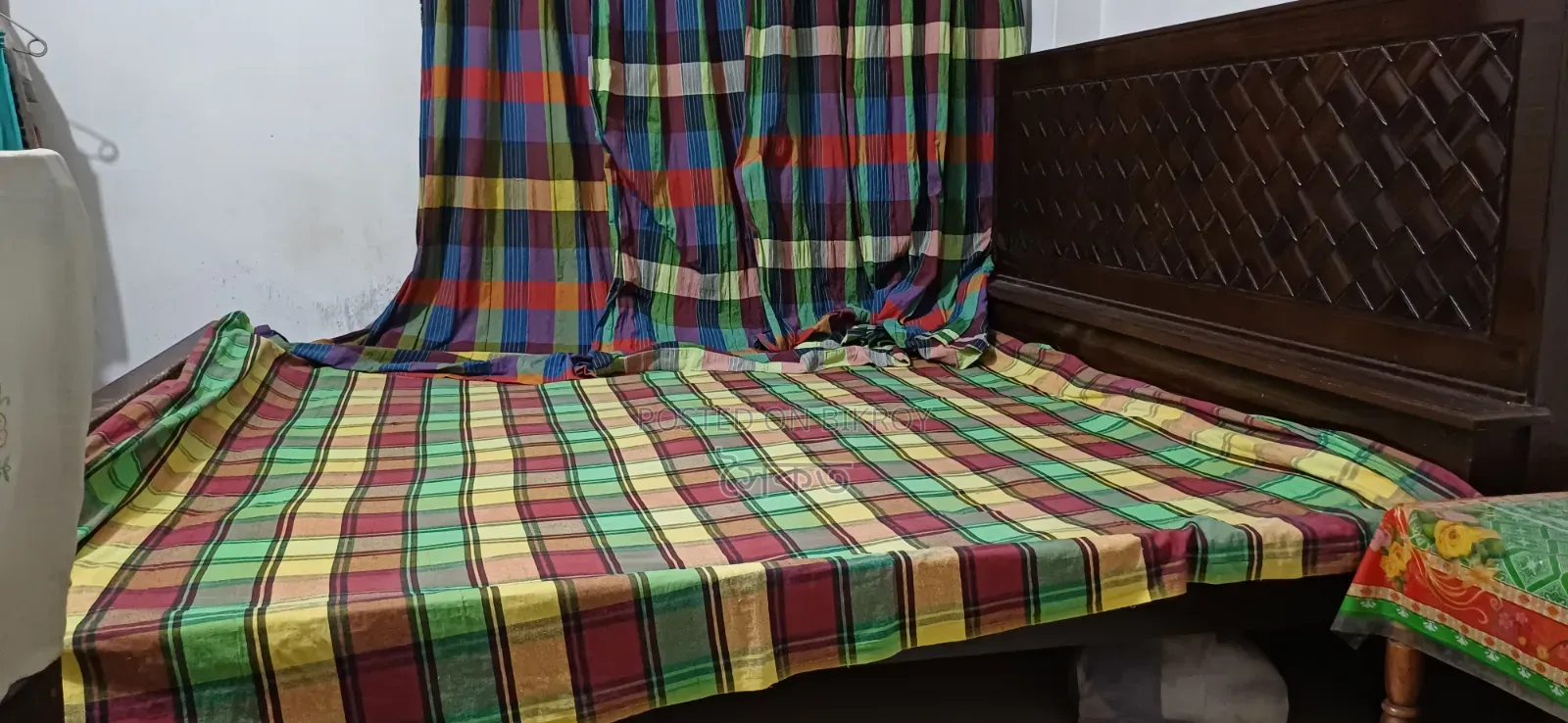 কিং সাইজ বেড