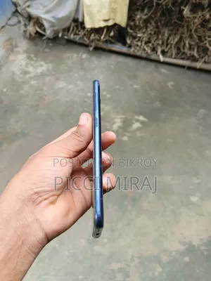 স্যামসাং গ্যালাক্সি এ২০ ৬৪ জিবি নীল