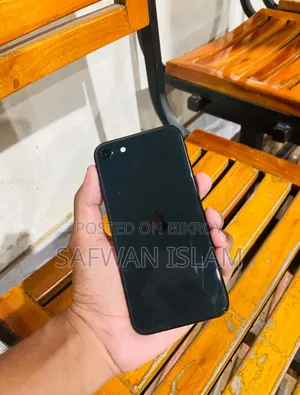অ্যাপল আইফোন এসই ৬৪ জিবি ব্ল্যাক