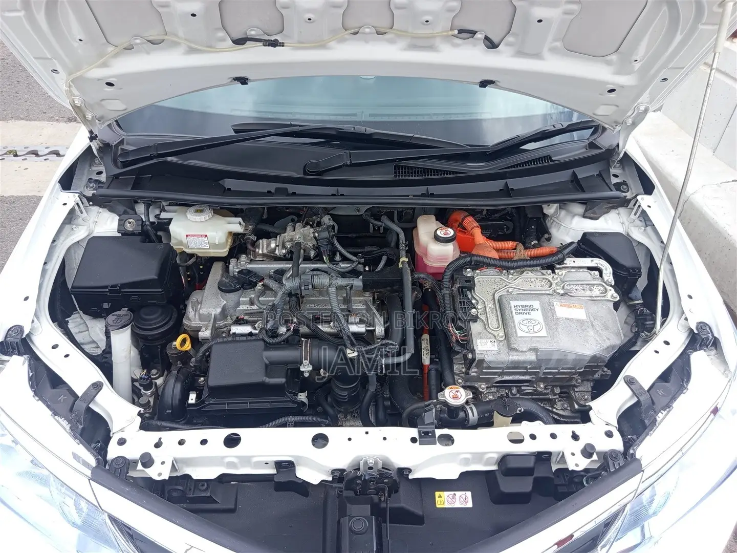 Toyota Axio 1.5 Hybrid 2WD 2020 White