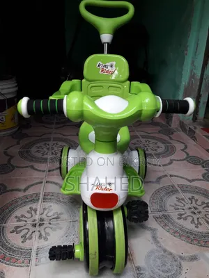 বেবি ট্রাইসাইকেল