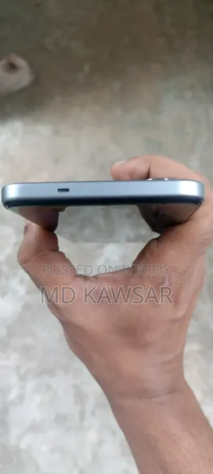 টেকনো স্পার্ক ৪০ ১২৮ জিবি সিলভার