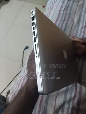 ল্যাপটপ অ্যাপল ম্যাকবুক ২০১২ ৮জিবি ইন্টেল কোর আই৫ এইচডিডি ৫১২জিবি