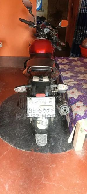 Bajaj Pulsar 150 2016 Red