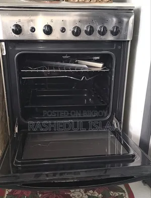 Indesit 4-Burner Standing Gas Cooker With Built-in Oven