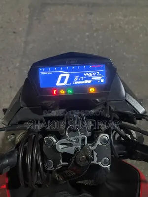 Hero Thriller 160R 2021 Red