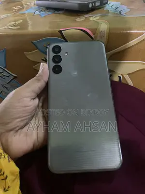 Samsung 8 GB Silver