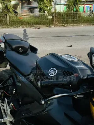 Yamaha R15M 2021 Black