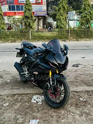 Yamaha R15M 2021 Black