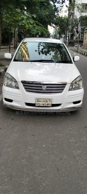 টয়োটা প্রিমিও ২০০৩ সাদা
