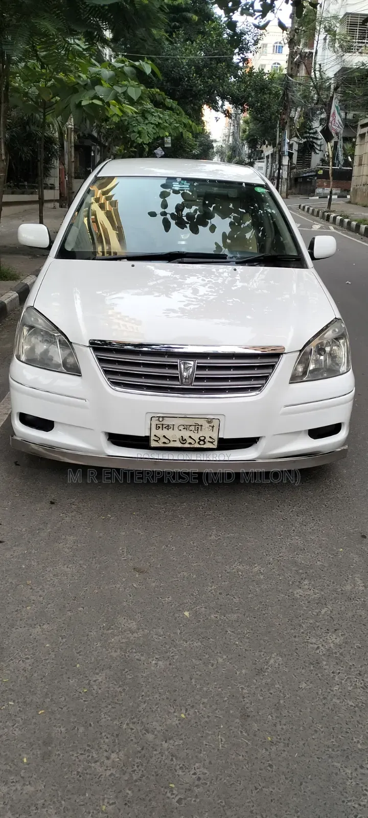 টয়োটা প্রিমিও ২০০৩ সাদা