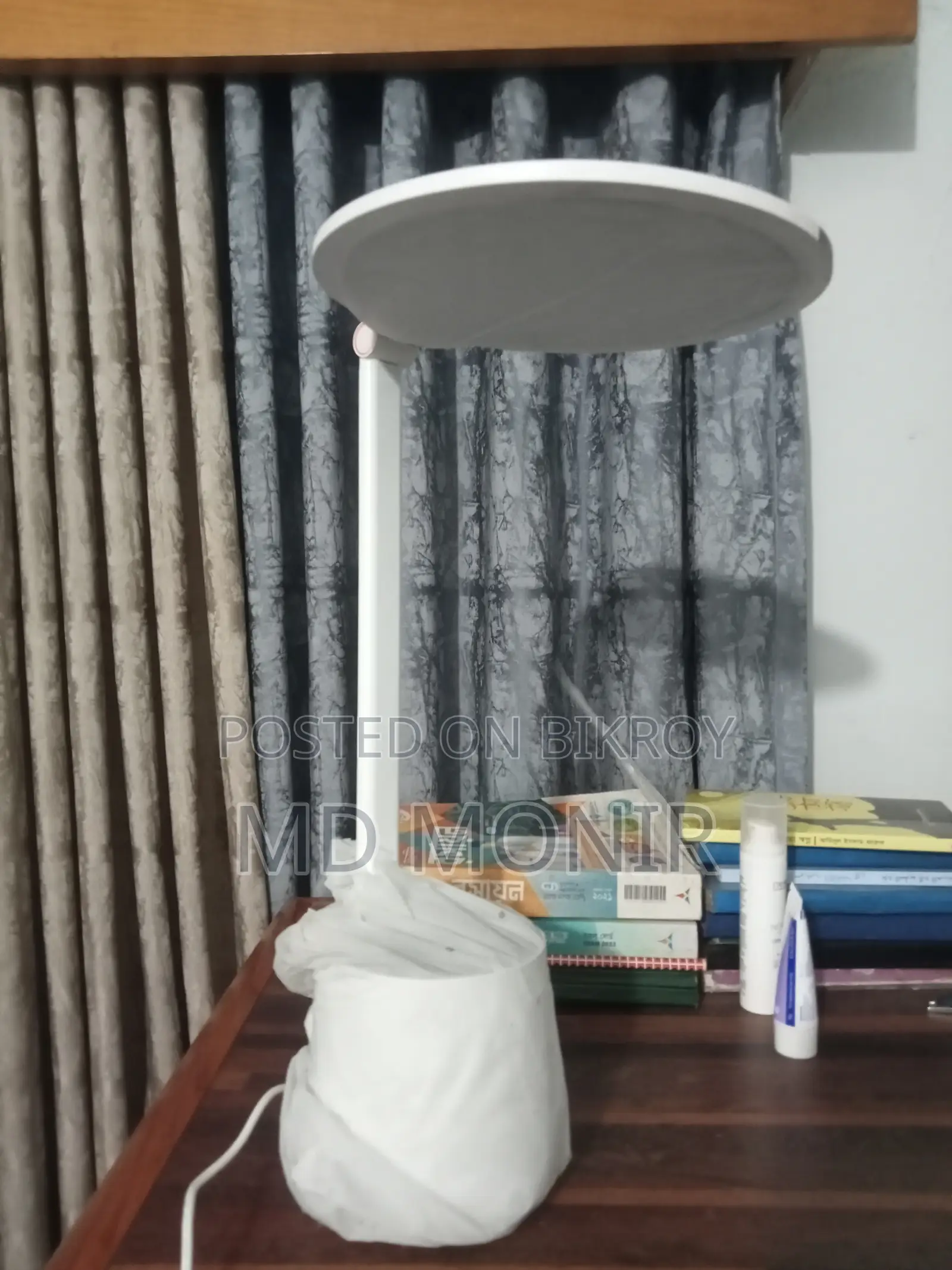 বেসাস ম্যাটেরিয়াল: এবিএস+অ্যালুমিনিয়াম অ্যালয় লাইট