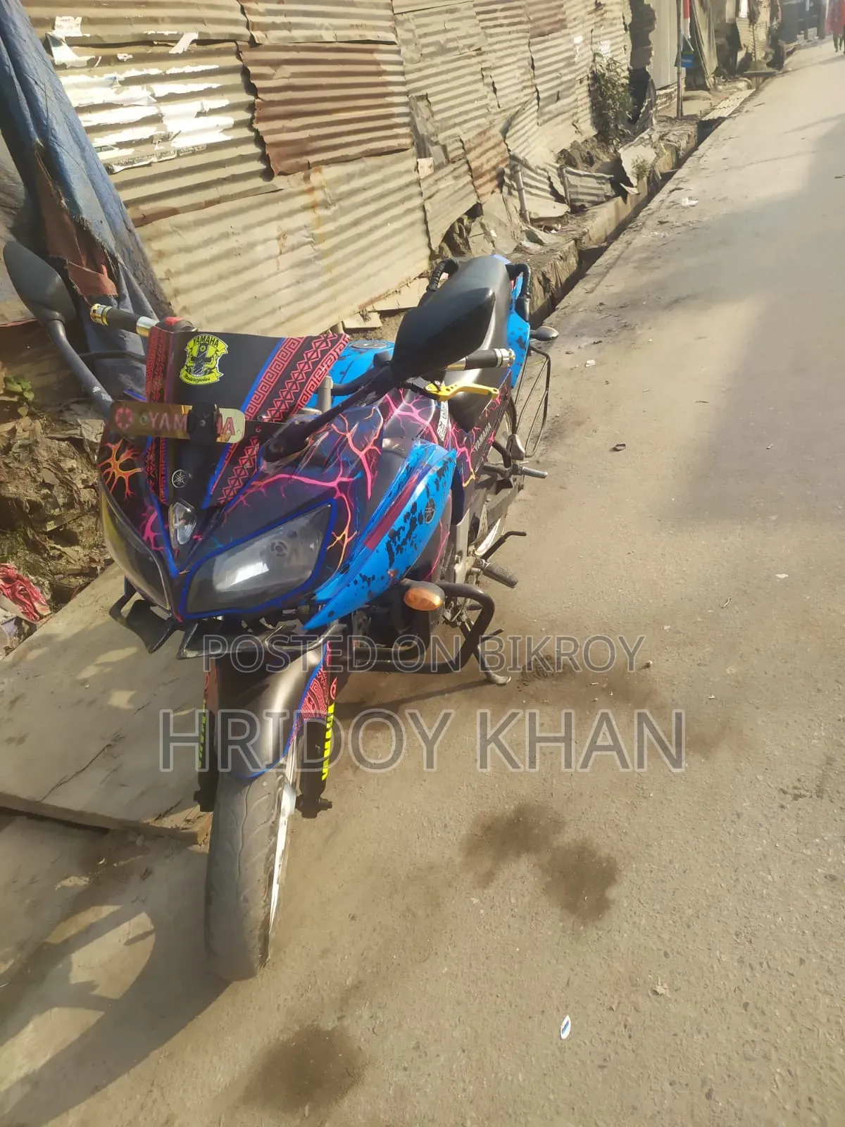 ইয়ামাহা ফেজার ভি১ ২০১১ নীল