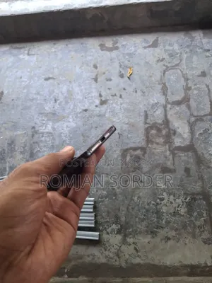 স্যামসাং গ্যালাক্সি এস২২ ৫জি ২৫৬ জিবি ব্ল্যাক