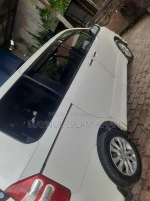 Toyota Noah 2013 White