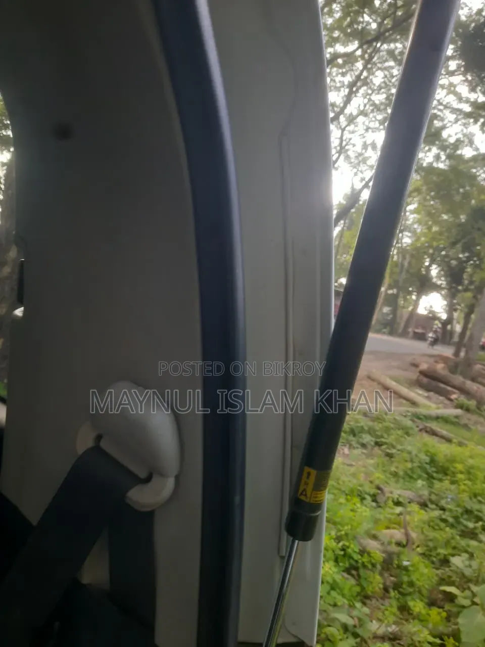 Toyota Noah 2013 White