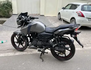 TVS Apache RTR 160 2V 2015 Gray