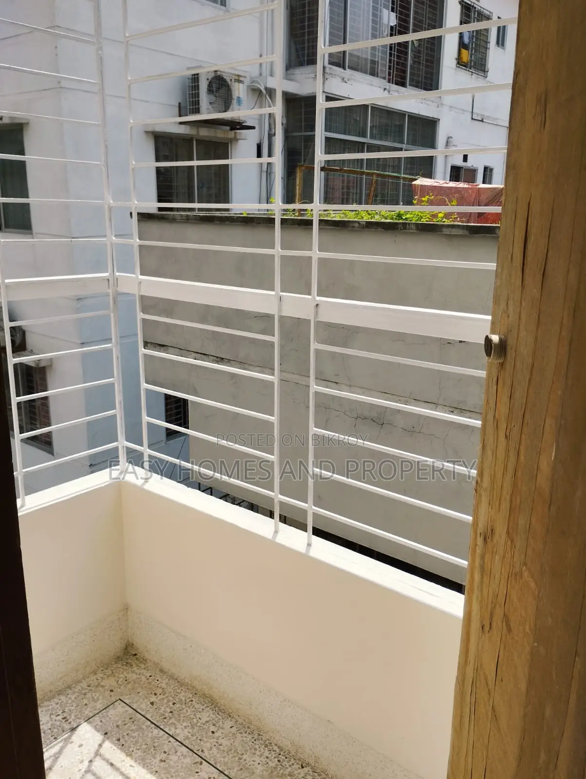 ইজিহোমস, উত্তরায় সাজানো ৩-বেডরুমের অ্যাপার্টমেন্ট বিক্রয়