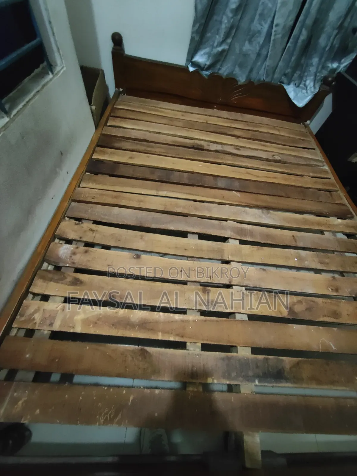 Bed (5 Feet by 6.5 Feet)
