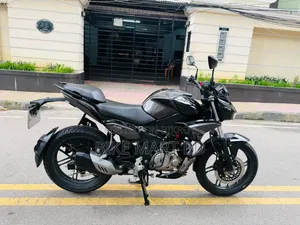 Hero Xtreme 125R 2025 Black