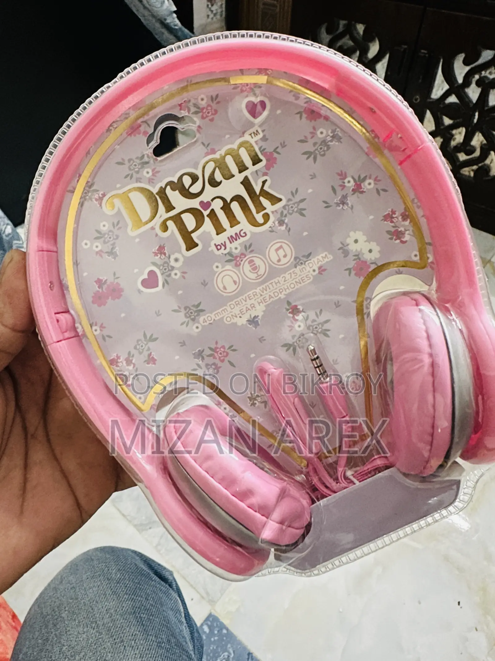 Headphone