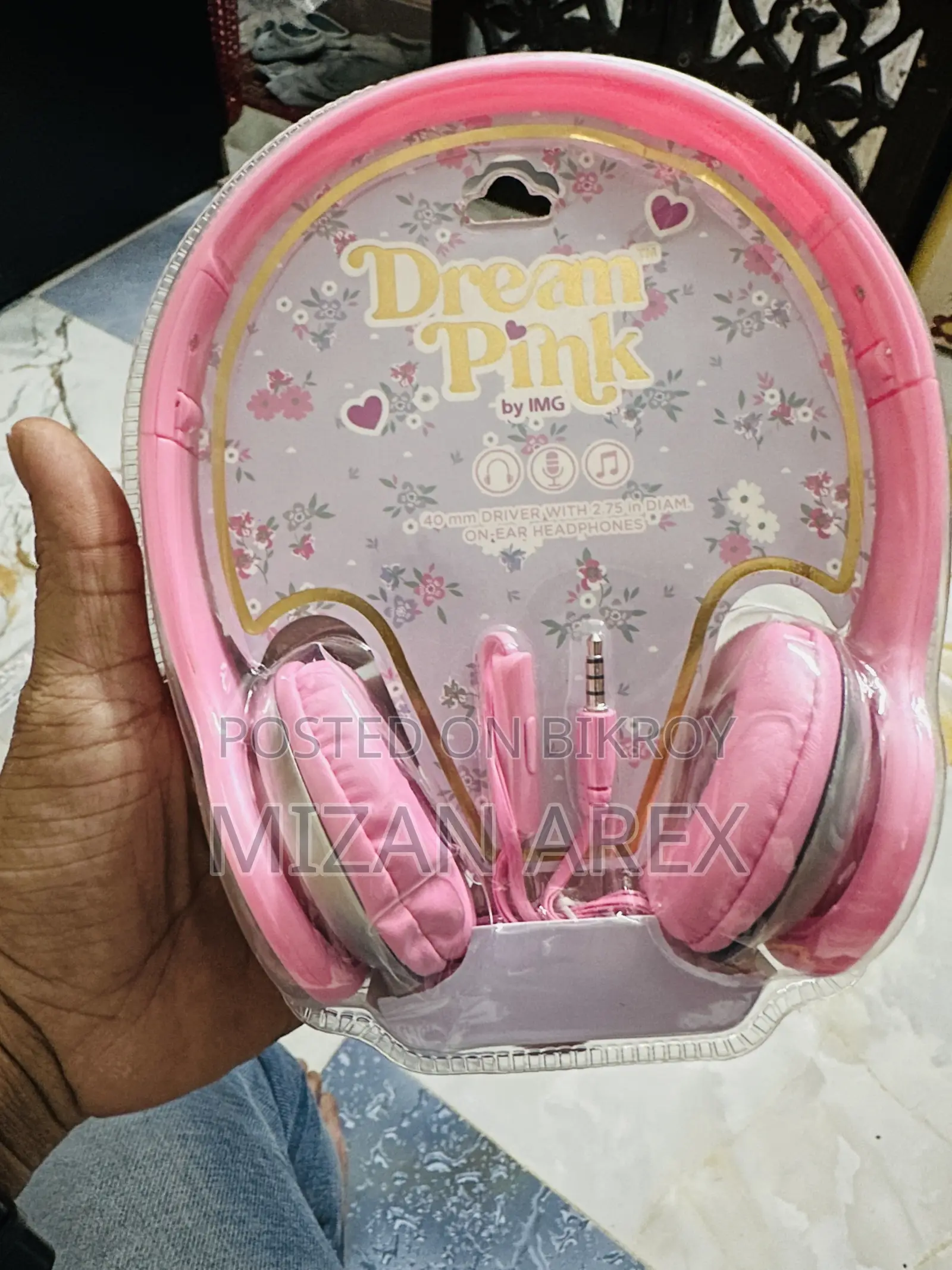 Headphone
