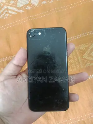 Apple iPhone 7 32 GB Black