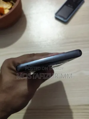 Oppo F27 Pro+ 128 GB Purple