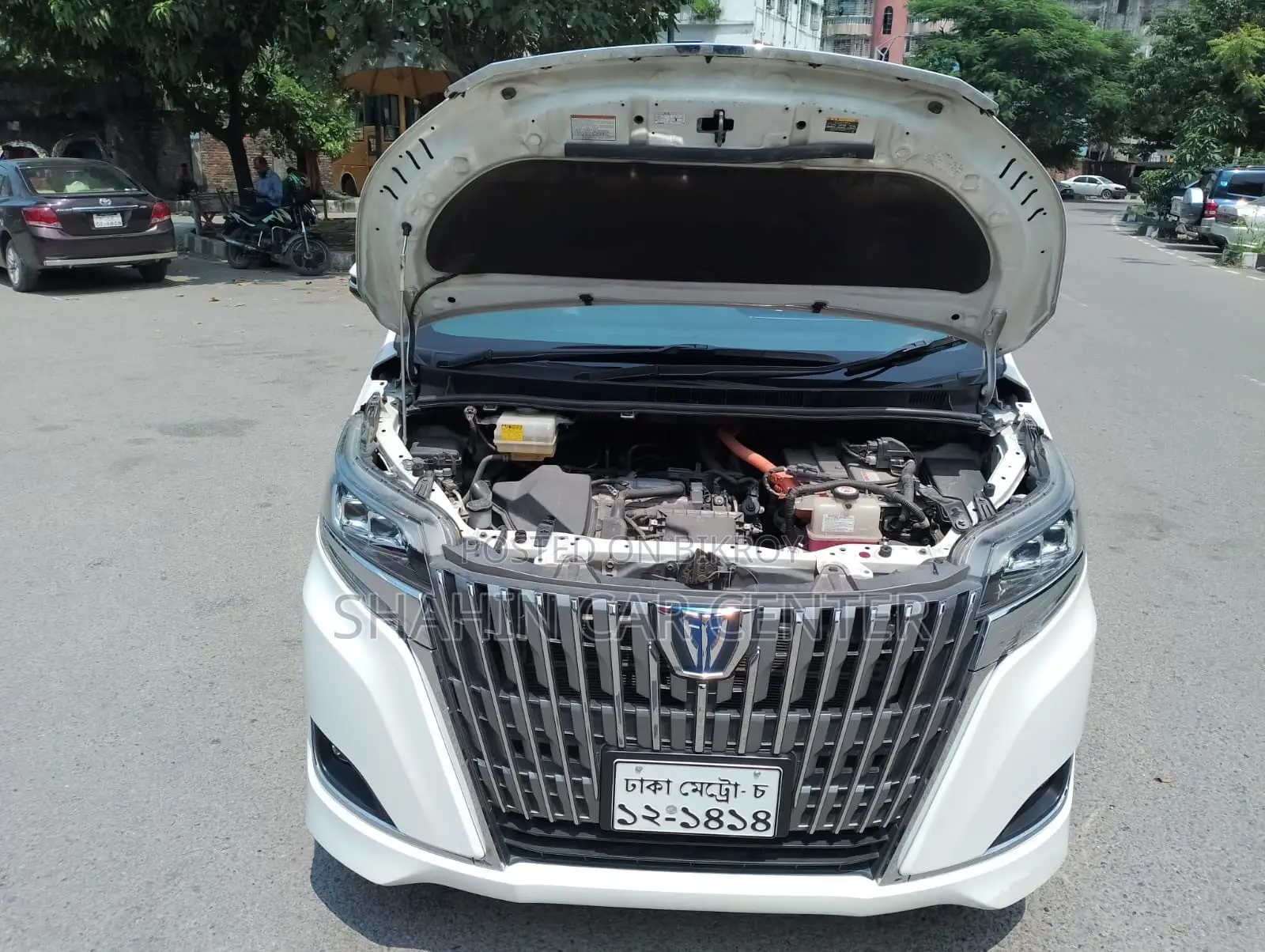 Toyota Esquire 1.8 FWD Hybrid (7 seater) 2018 Pearl