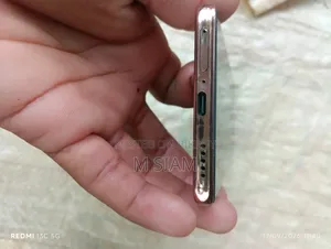 New Vivo V40 5G 256 GB Rose Gold