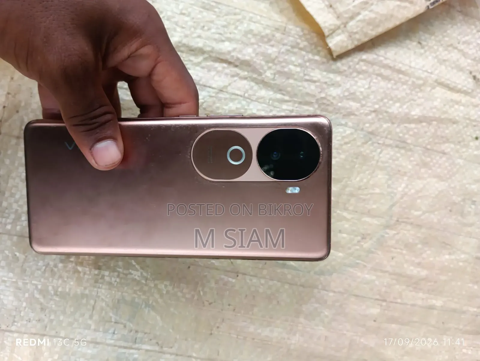 New Vivo V40 5G 256 GB Rose Gold