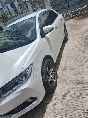 Toyota Premio 1.5 Front-Wheel Drive 2016 Pearl