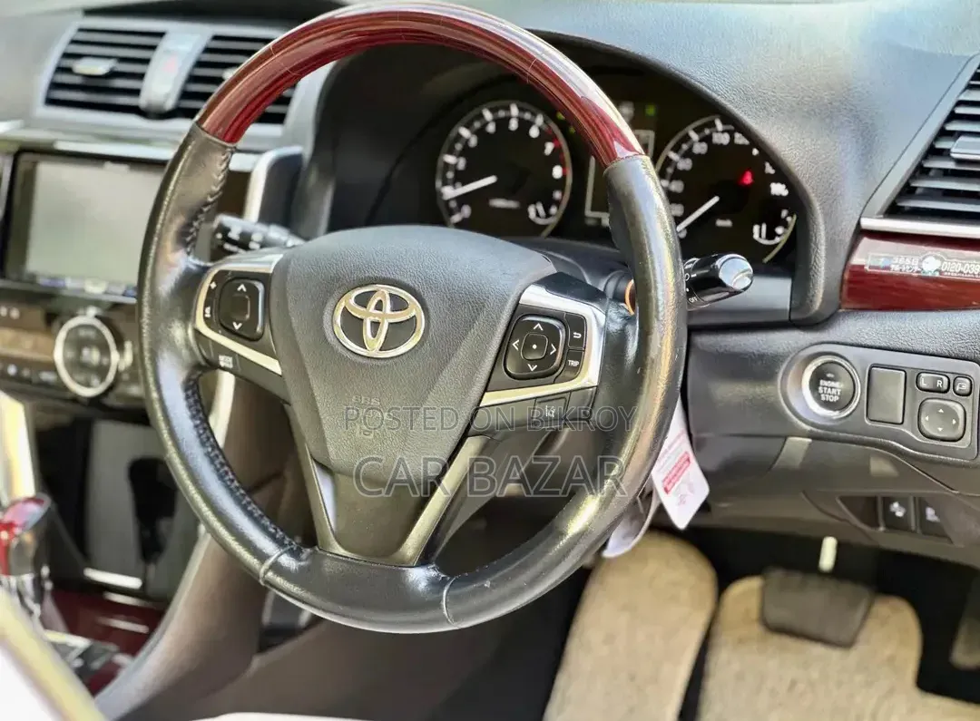 Toyota Premio 1.5 Front-Wheel Drive 2016 Pearl