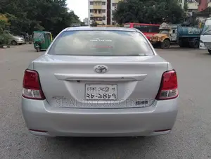 টয়োটা এক্সিও ১.৫ জি টু-হুইল ড্রাইভ ২০১৪ সিলভার