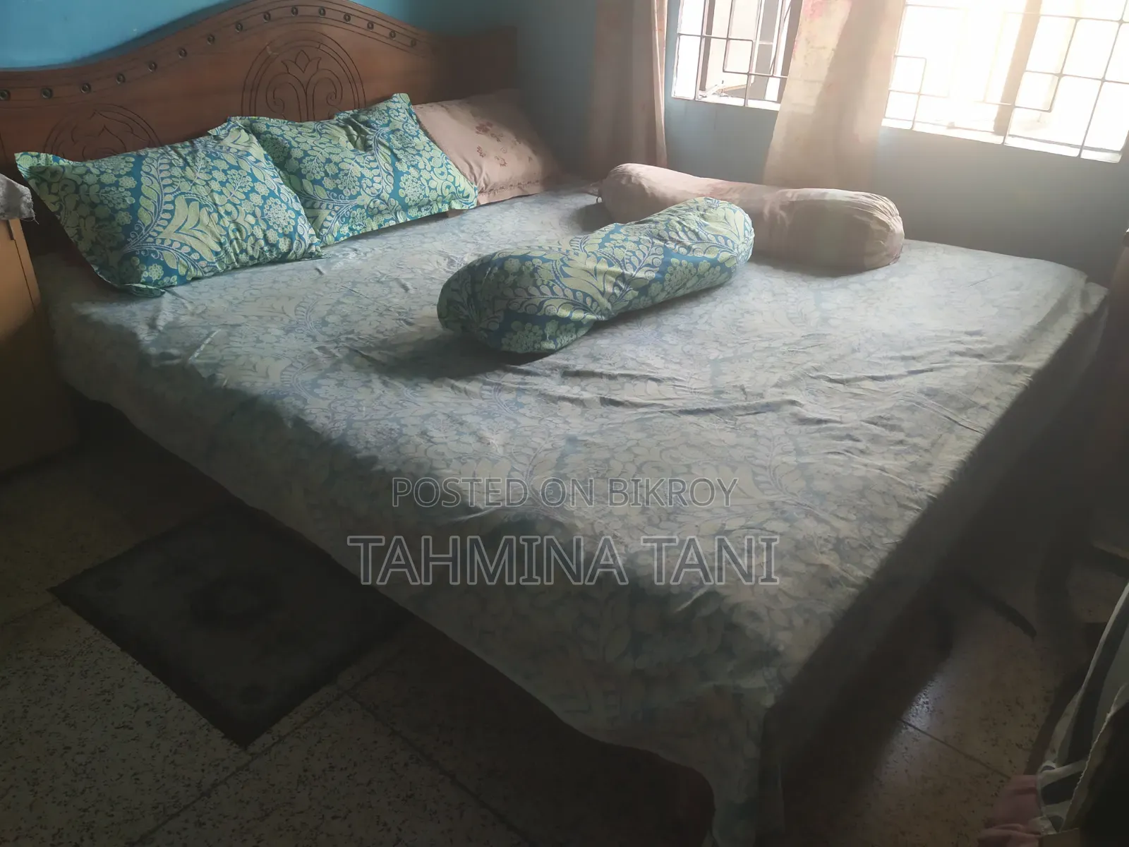King Size Bed 7/6 Up for Sale. Bed in Super Fresh Condition.
