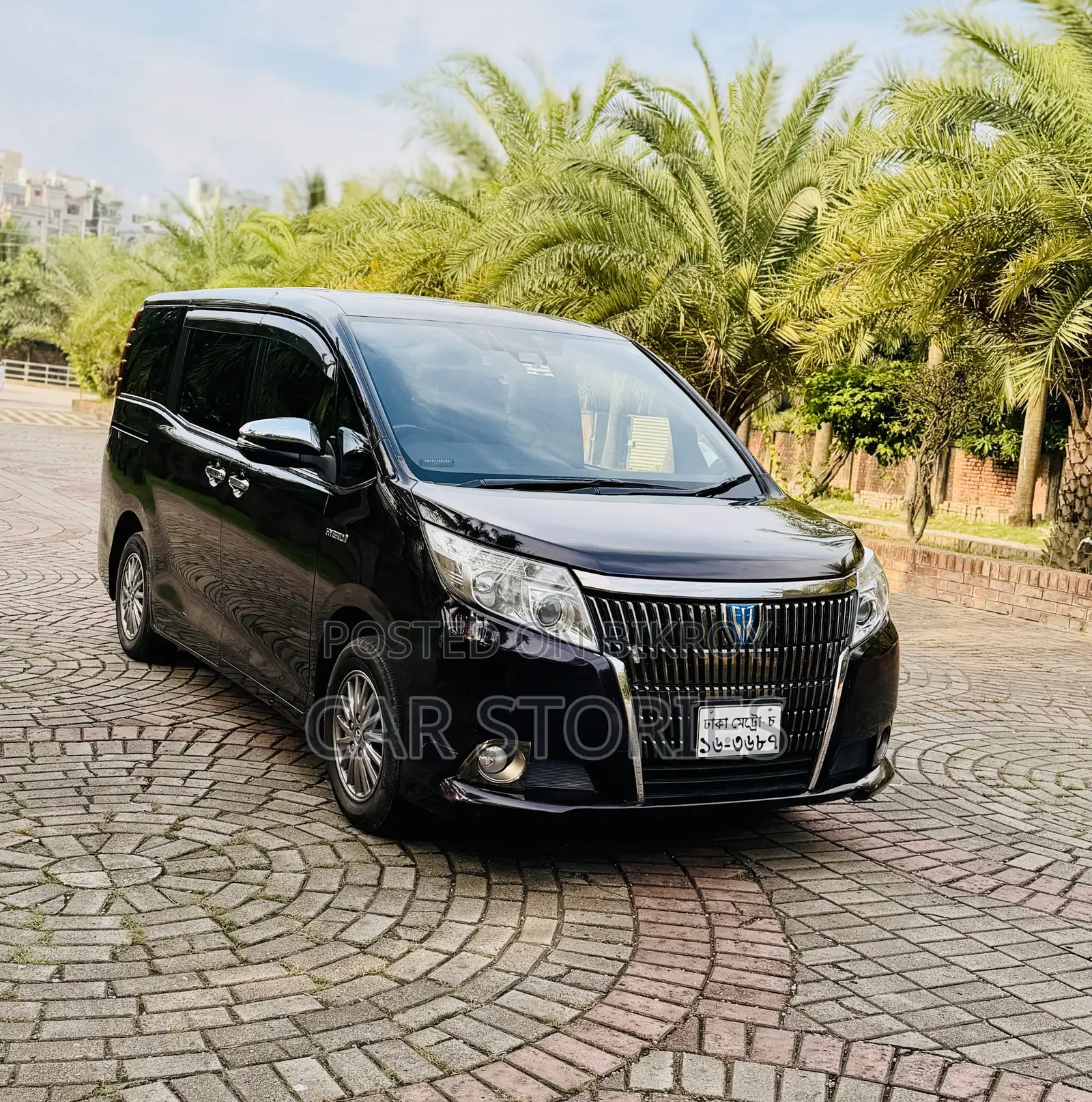 Toyota Esquire 2.0 AWD (7 seater) 2016 Purple