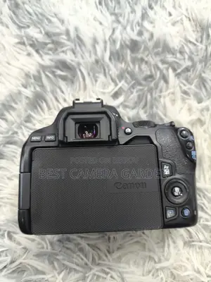 Canon 250D Only Body