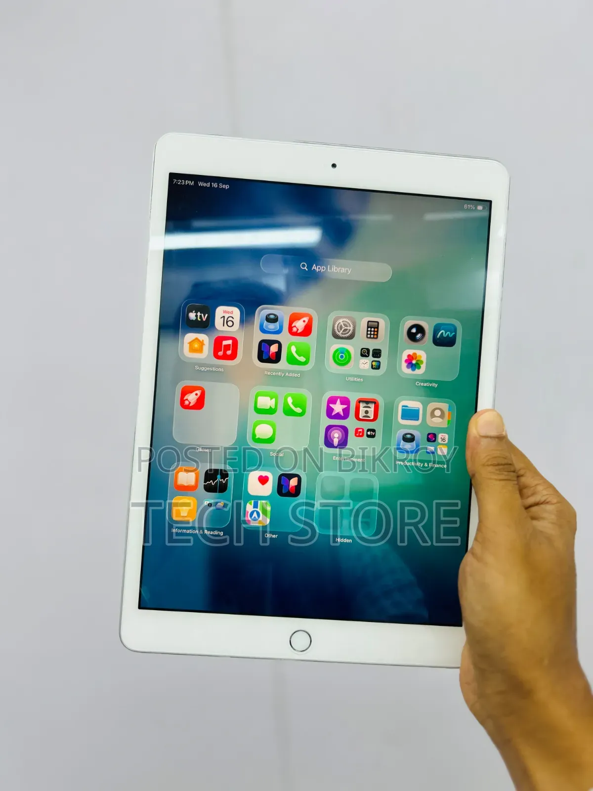 Apple iPad 10.2 (2021) 32 GB Gray