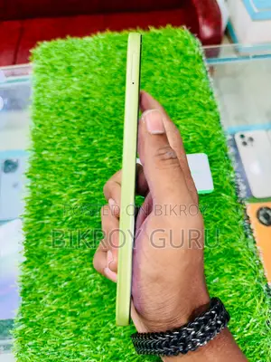 Infinix Hot 70 128 GB Green