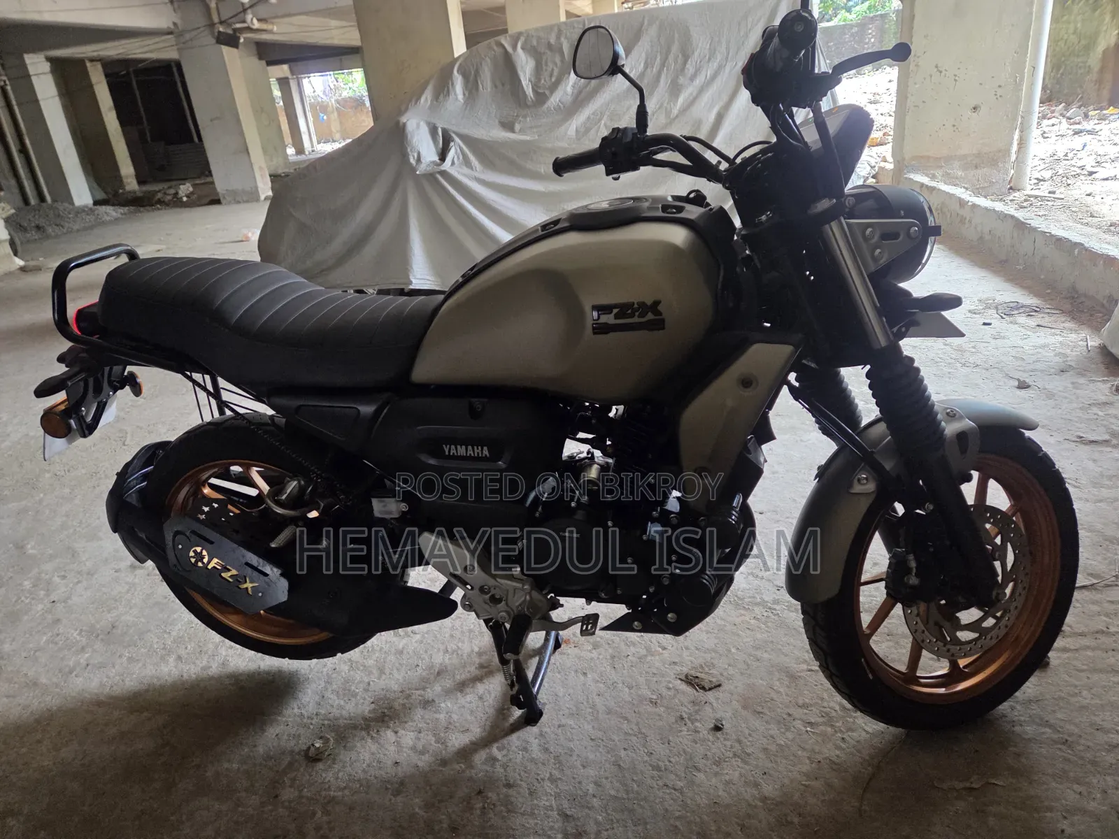 ইয়ামাহা এফজেড-এক্স ২০২৫ গ্রে