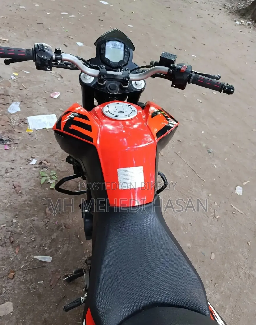 New KTM Duke 125 2019 Orange