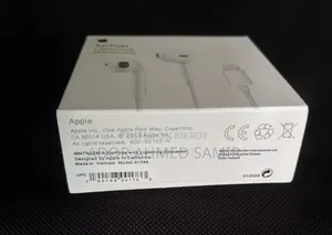 iPhone Authorised Lighting Earphone Full Intac