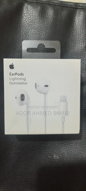 iPhone Authorised Lighting Earphone Full Intac