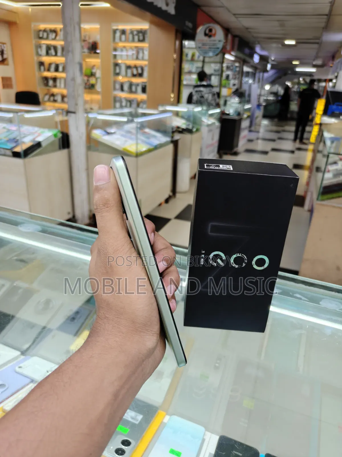 iQOO Z9 128 GB Green